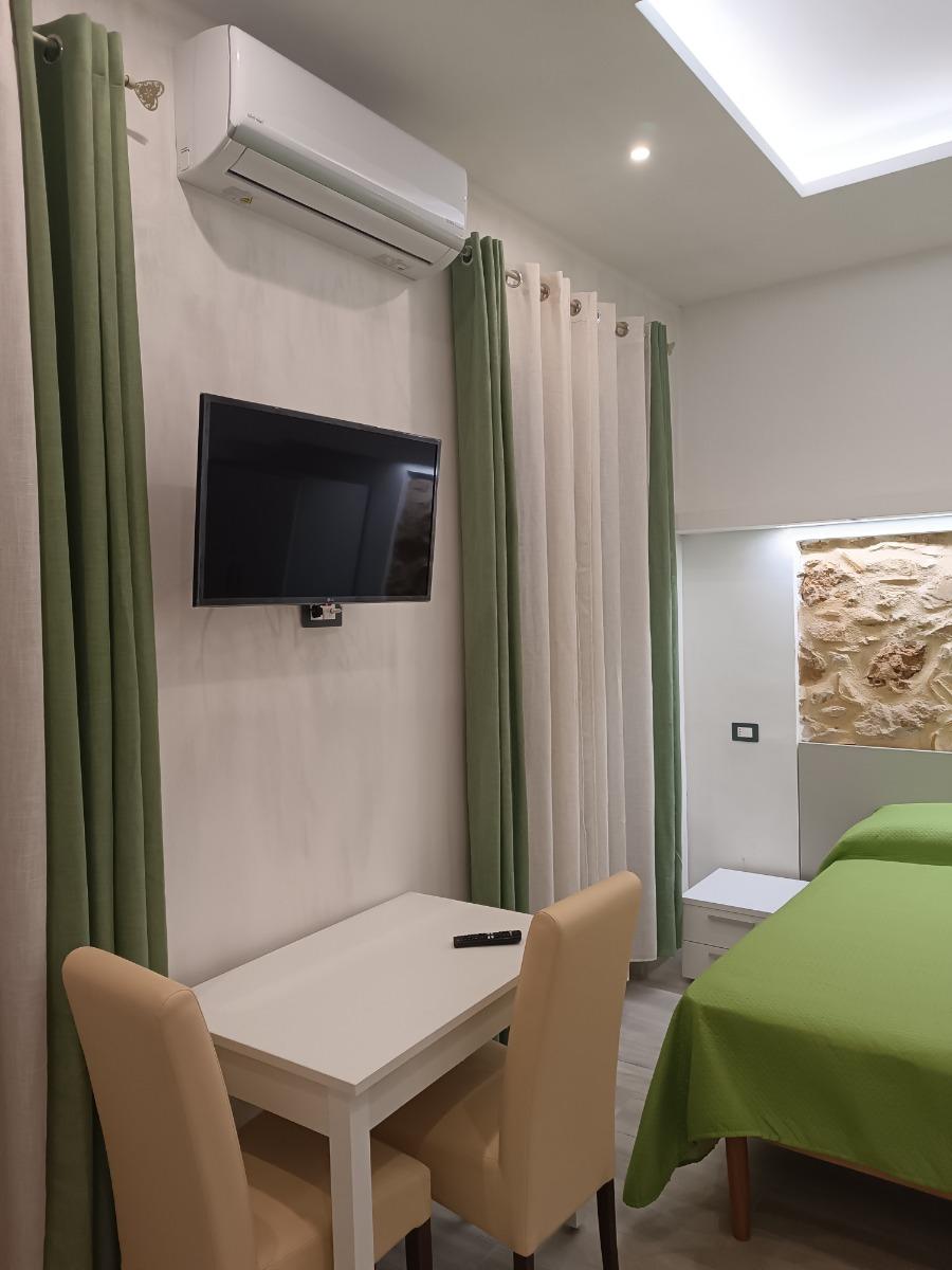 TV monolocale la strambaia