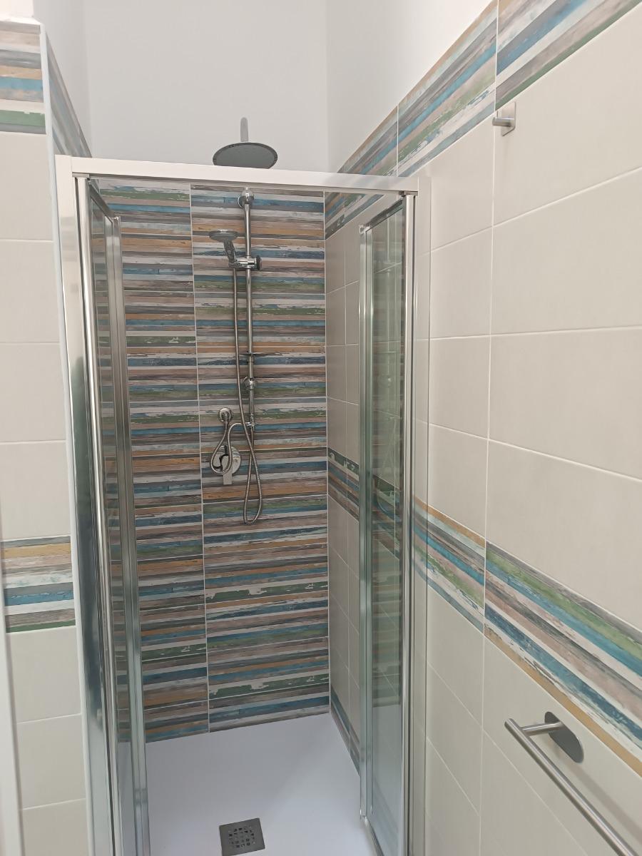 Box doccia bilocale Anfora.