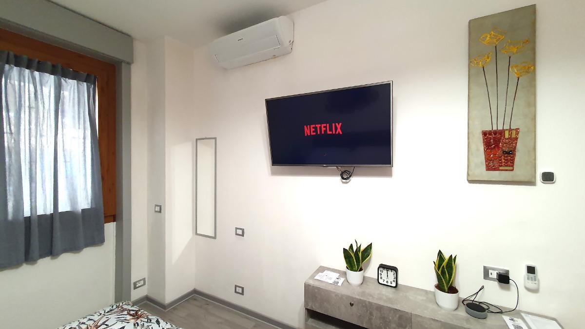 Smart TV con accesso gratuito a Netflix