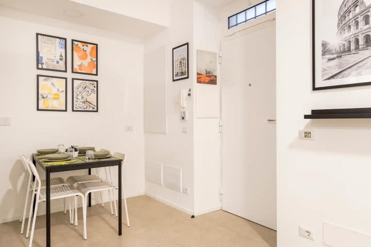 Ingresso e zona pranzo