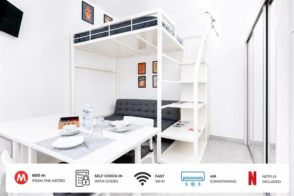 Grazioso Moderno Monolocale San Donato