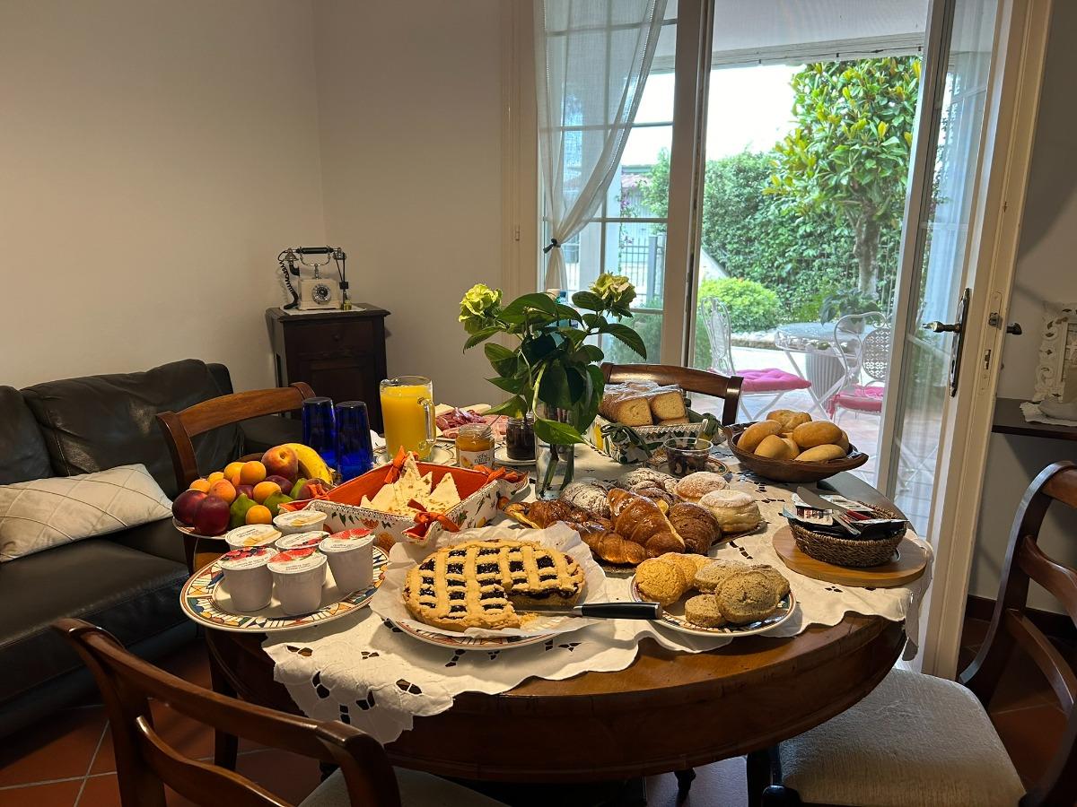 La colazione di B&B DOMUS JULIA