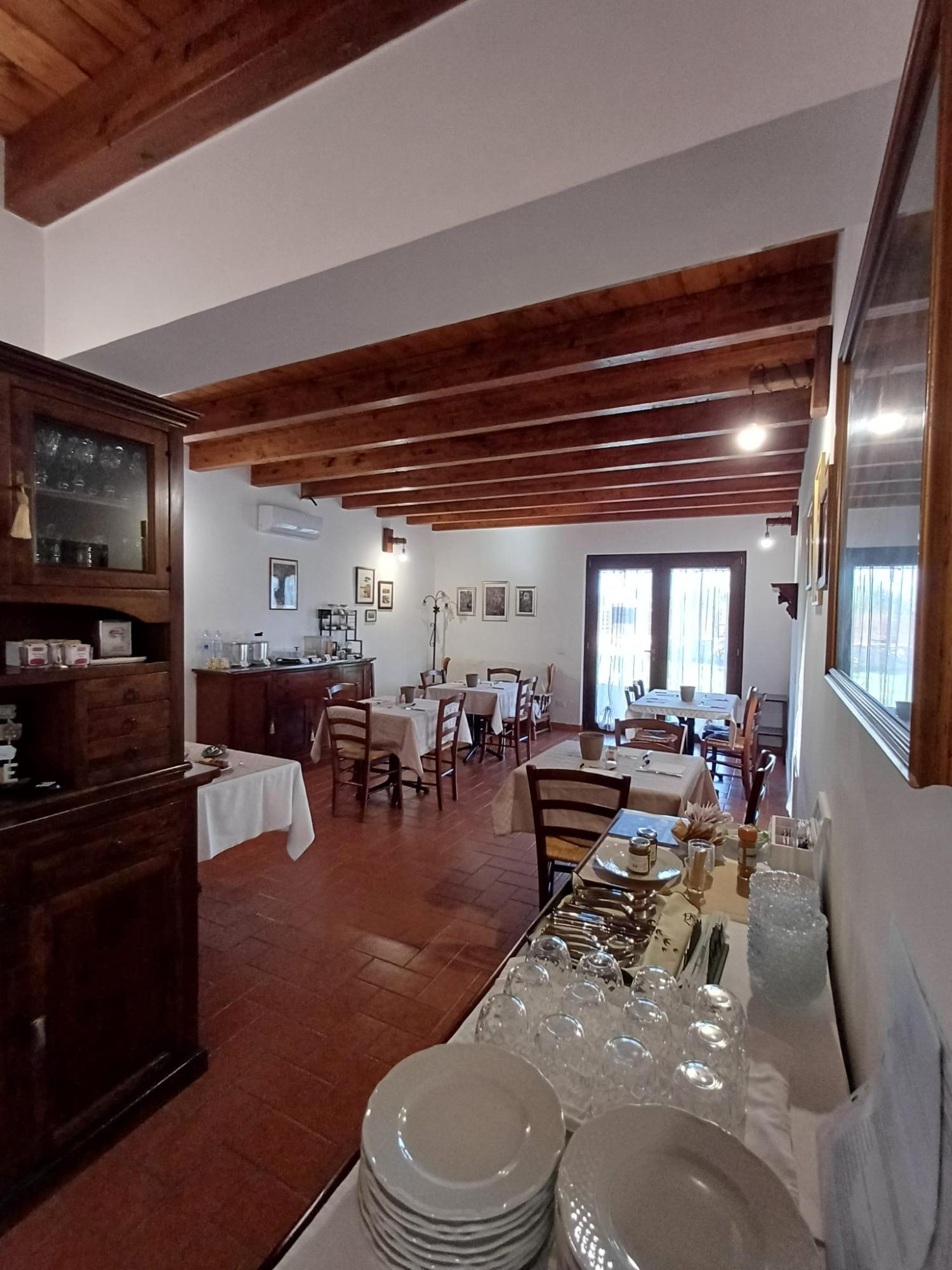 La colazione di AGRO 1798 COUNTRY GUEST HOUSE