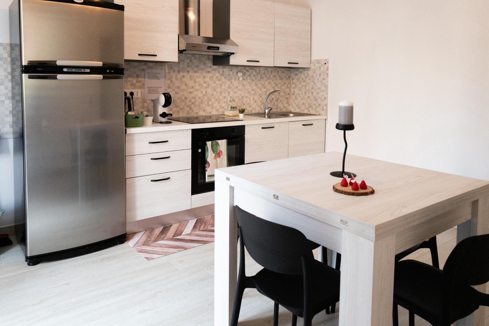 Casa Gi cucina con balcone