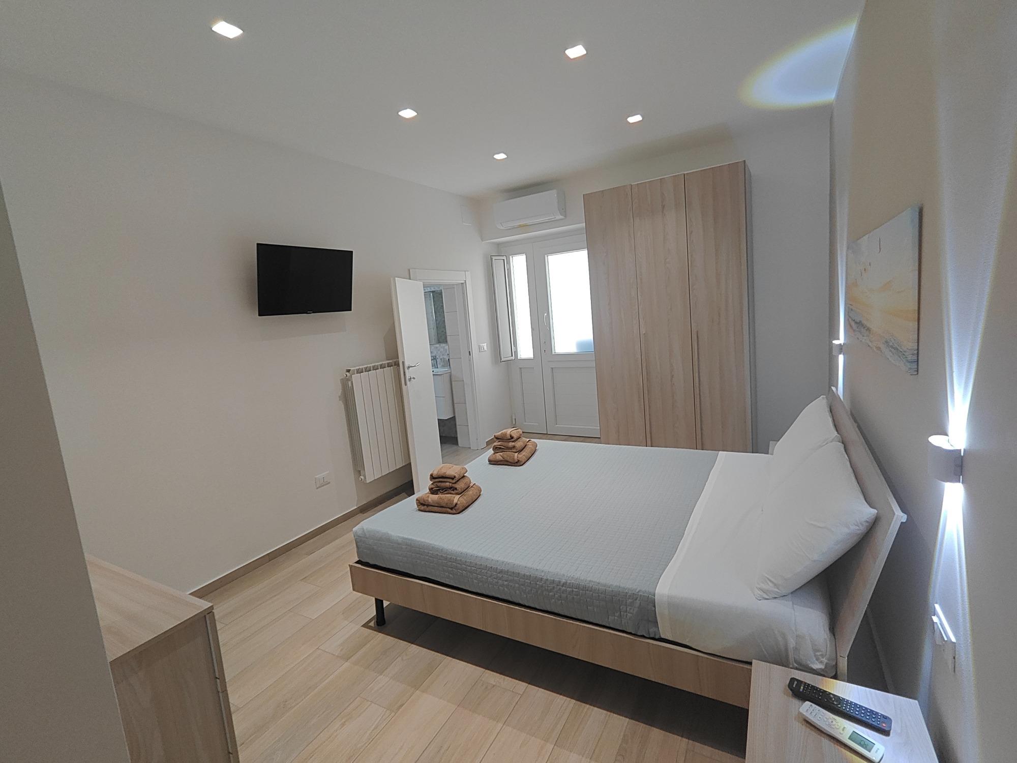 Famik6 matrimoniale #2 - bagno #2 - Ingresso Ind. #2