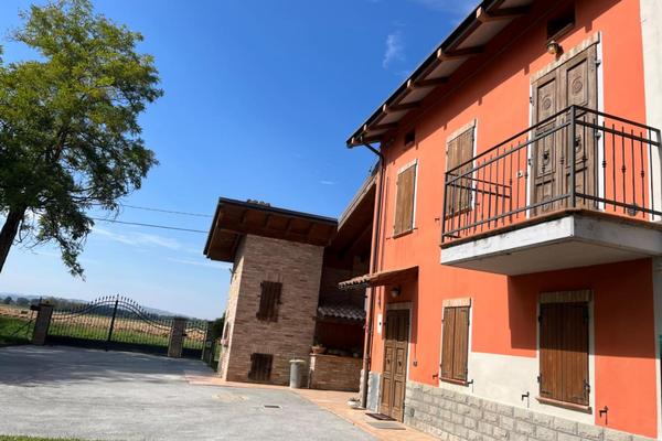 Casa Rossa Ferrari