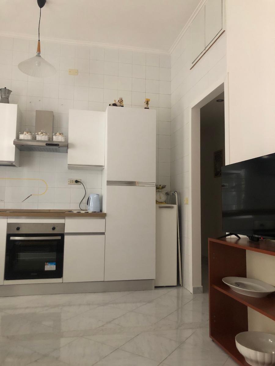 FRIGORIFERO, CARAFFA E FORNO