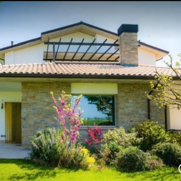 b&b beauty house