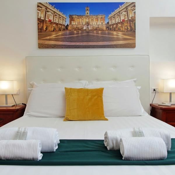  Romulus Rooms