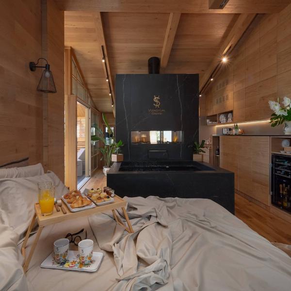  Victoria Spa Suites