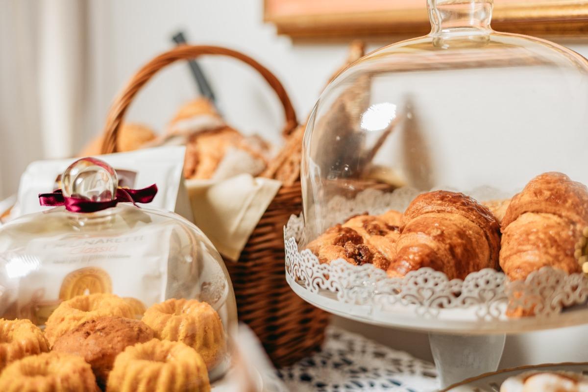 La colazione di B&B LA CORTE DI CESIO