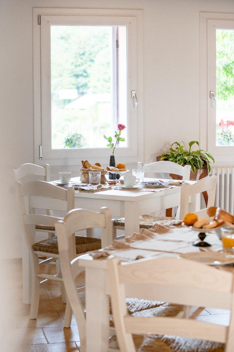 La colazione di B&B LA CORTE DI CESIO