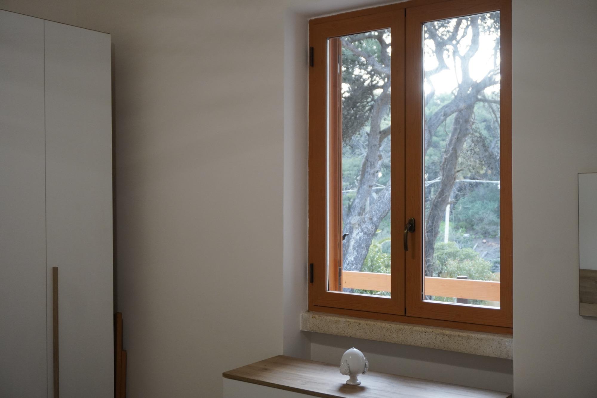 Villa Ofelia a Chiatona - finestre sul verde pineta