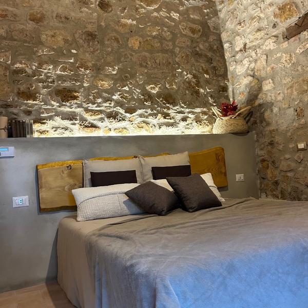  Antica Pietra