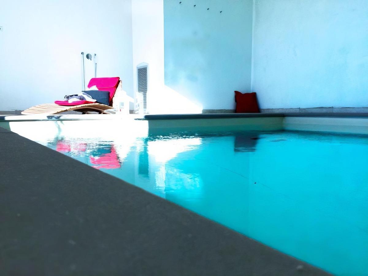 piscina coperta riscaldata