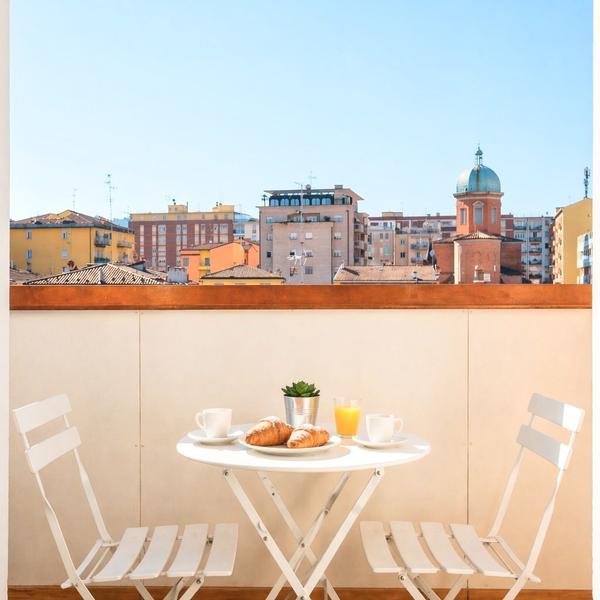  Scandellari Apartments