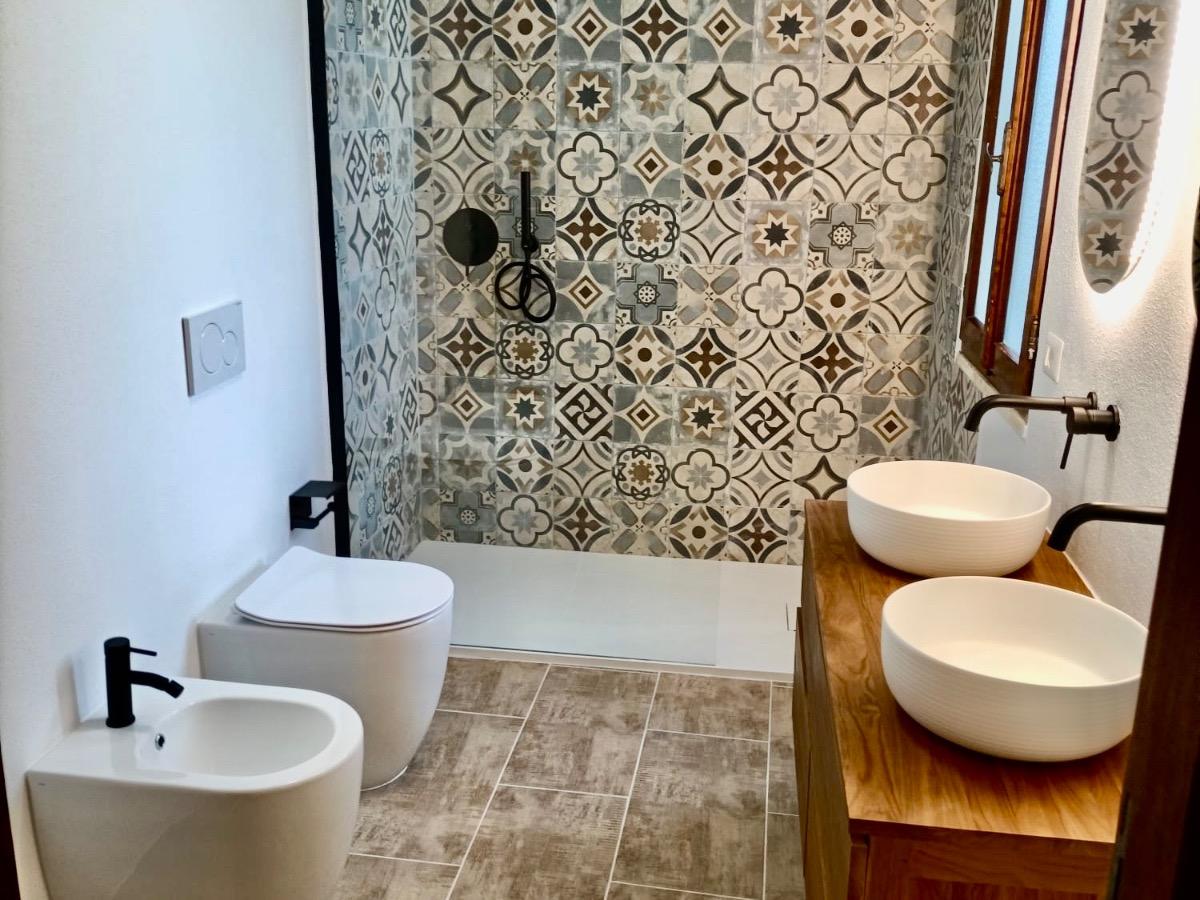 Bagno 1 (al primo piano)