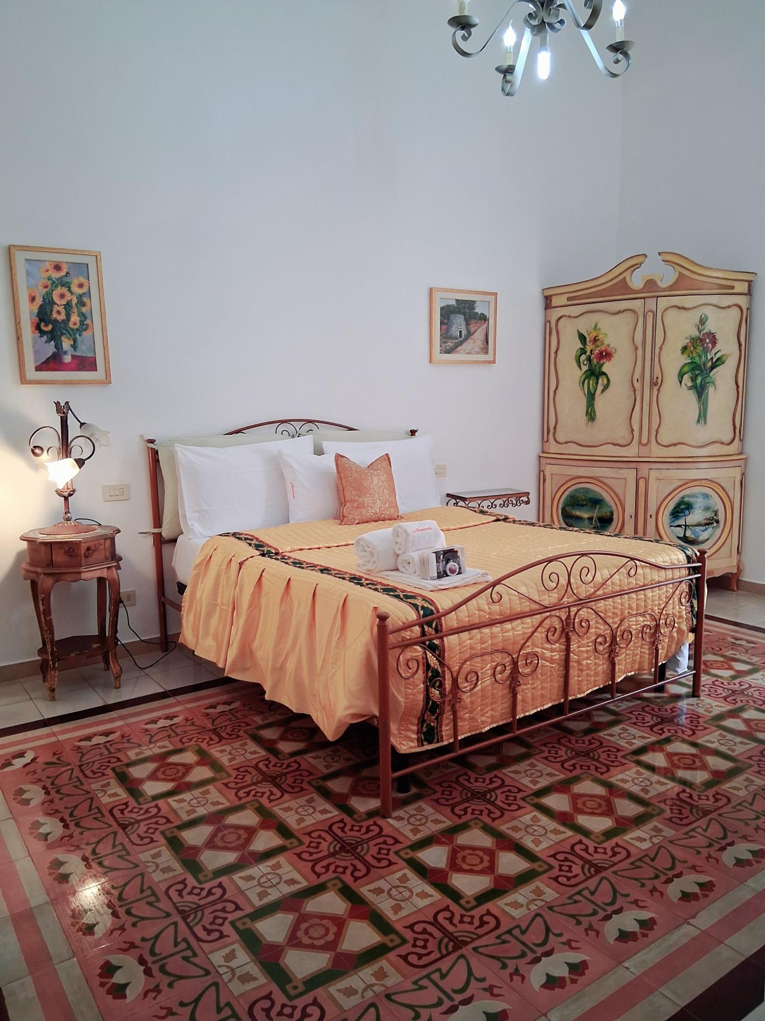 stanza matrimoniale con bagno interno