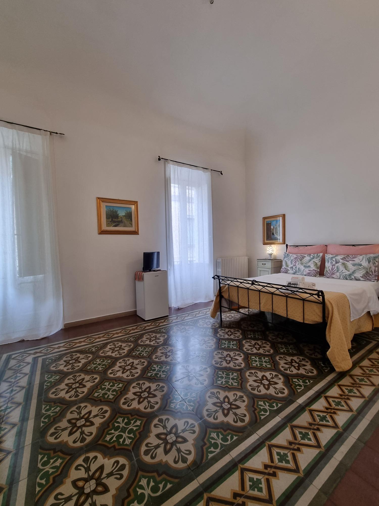 stanza matrimoniale con bagno privato esterno