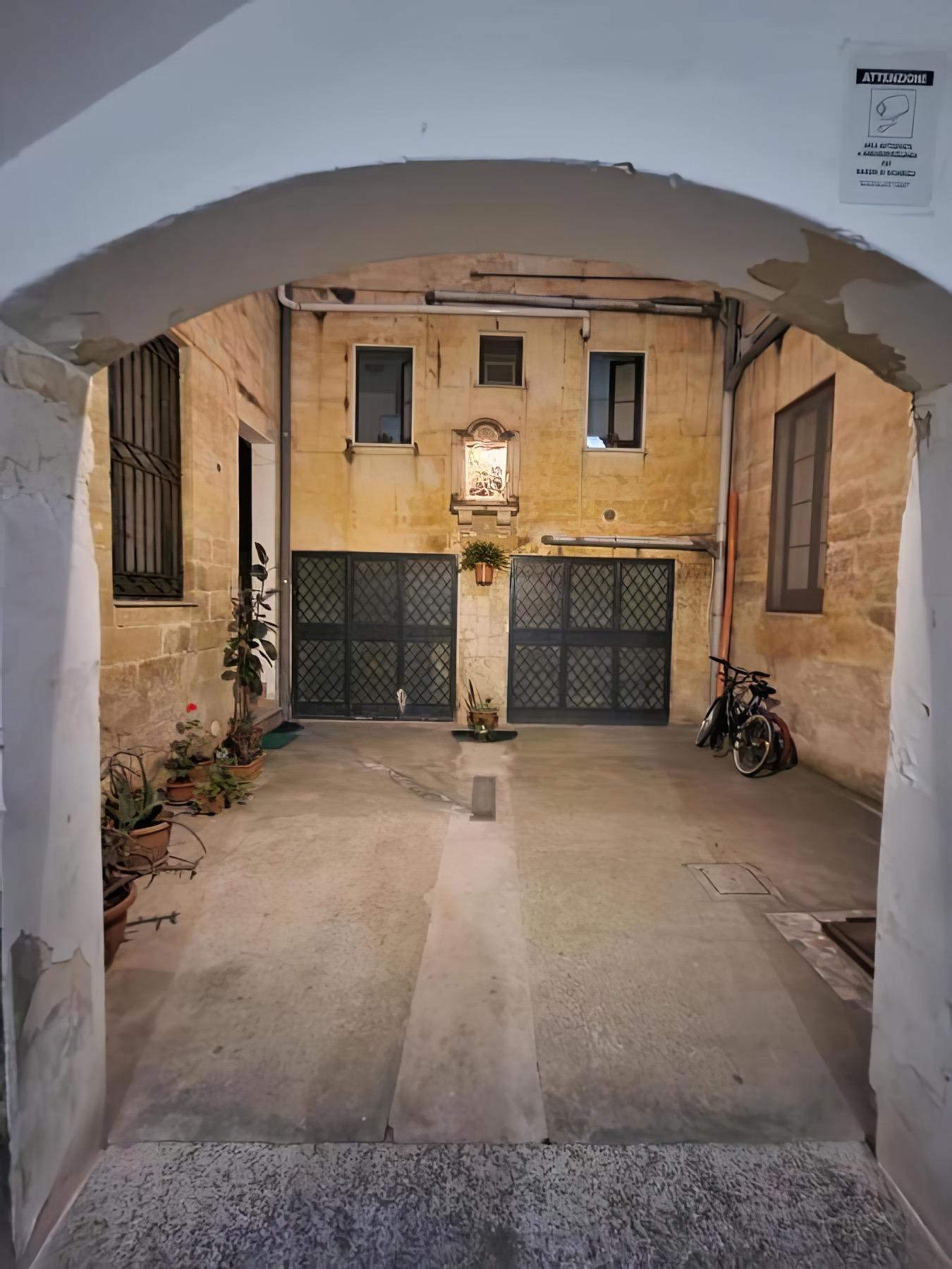 Cortile condominiale in comune del palazzo