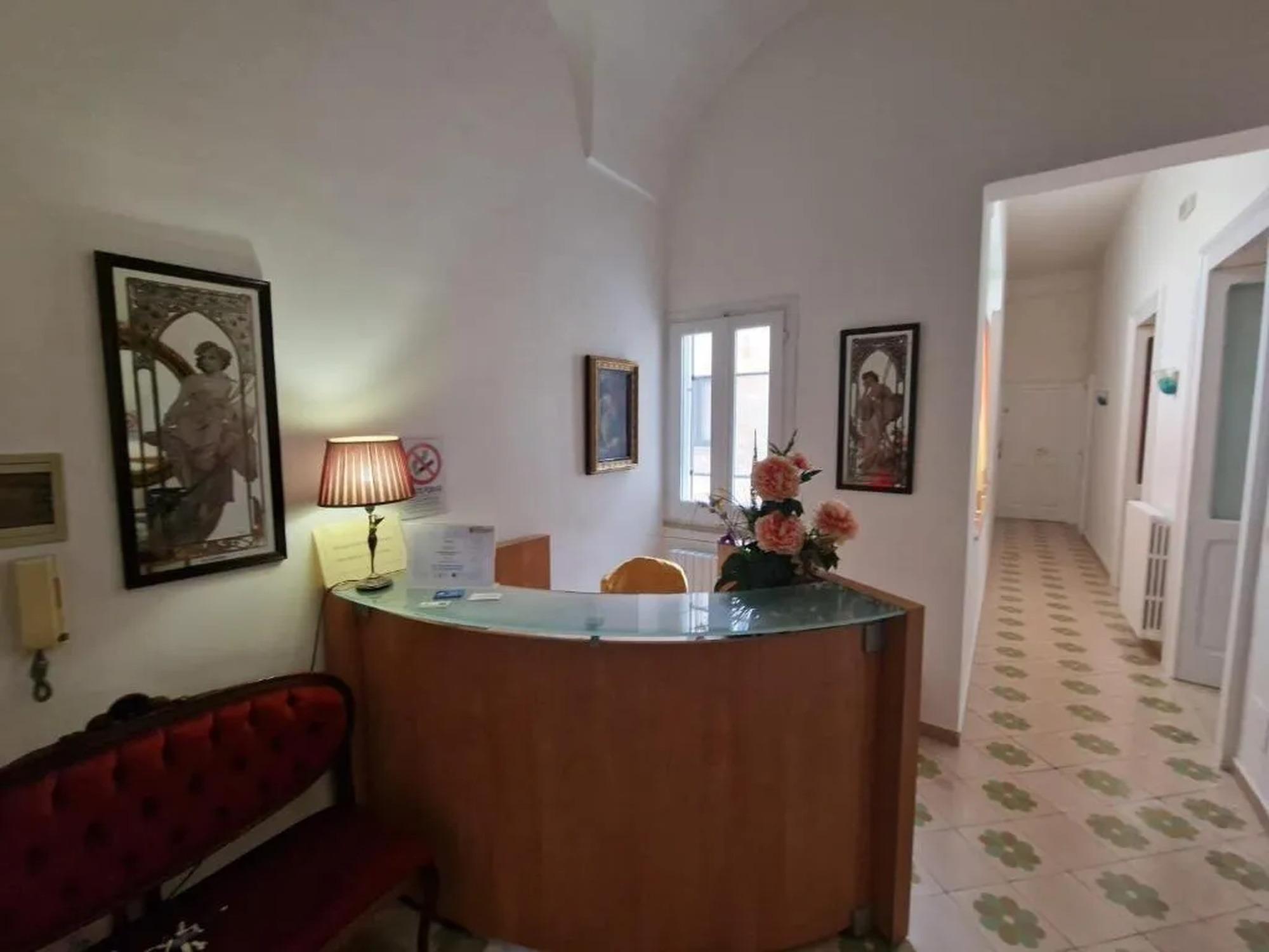 Hall in comune