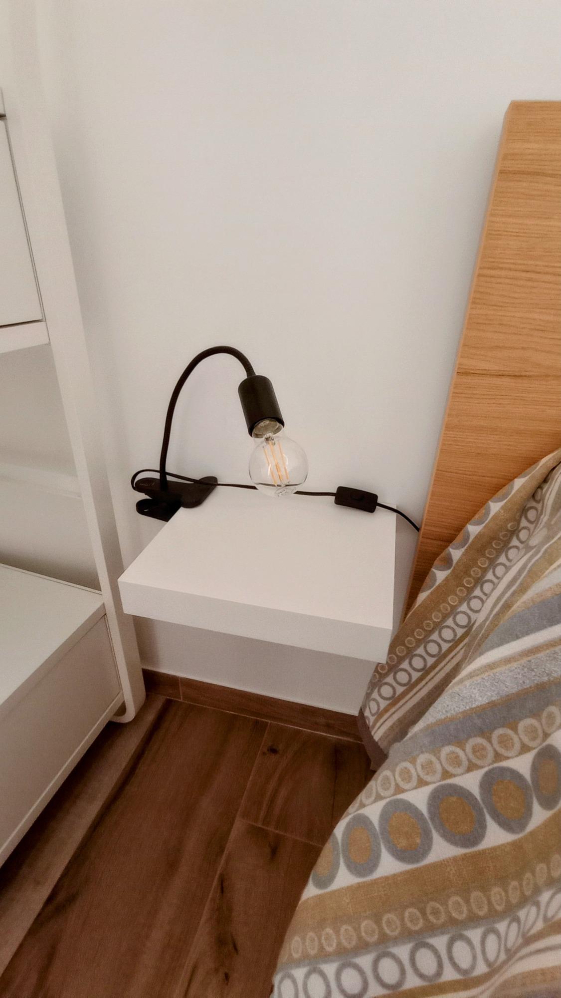 Camera da letto secondaria con letto alla francese 2