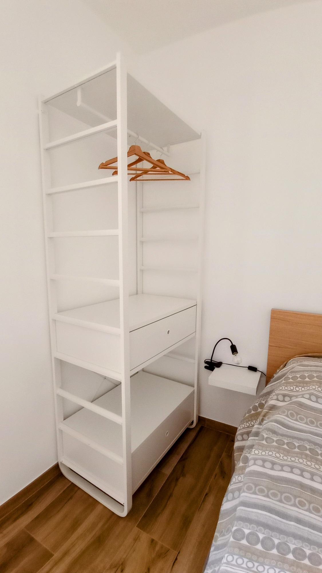 Camera da letto secondaria con letto alla francese 3