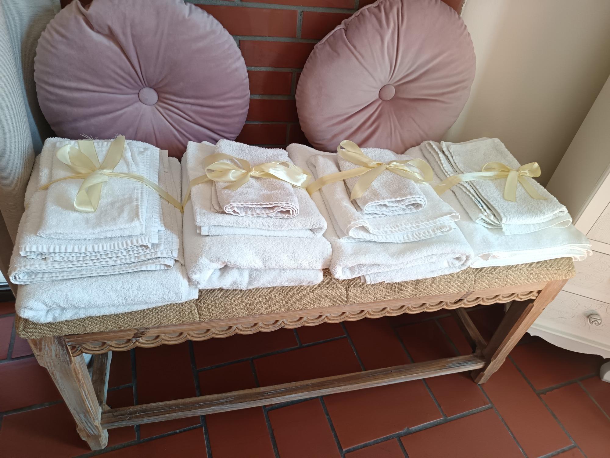 asciugamani kit benvenuto