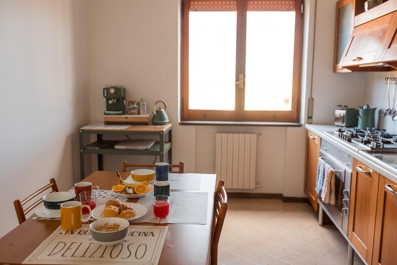 Cucina completamente accessoriata