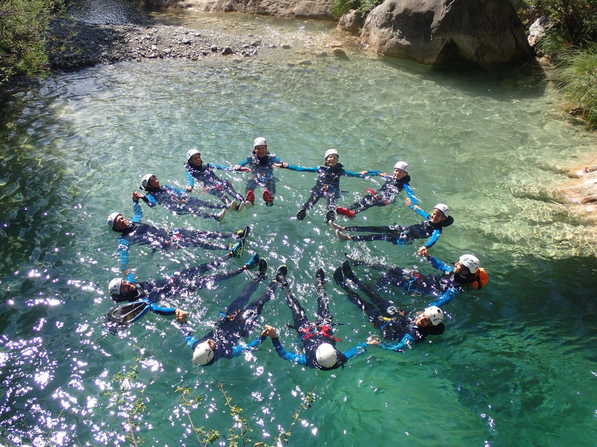 Canyoning-e-cascate-nei-laghetti-del-Rio-Barbaira-casa-del-sole-rocchetta-nervina-val-nervia-liguria.
