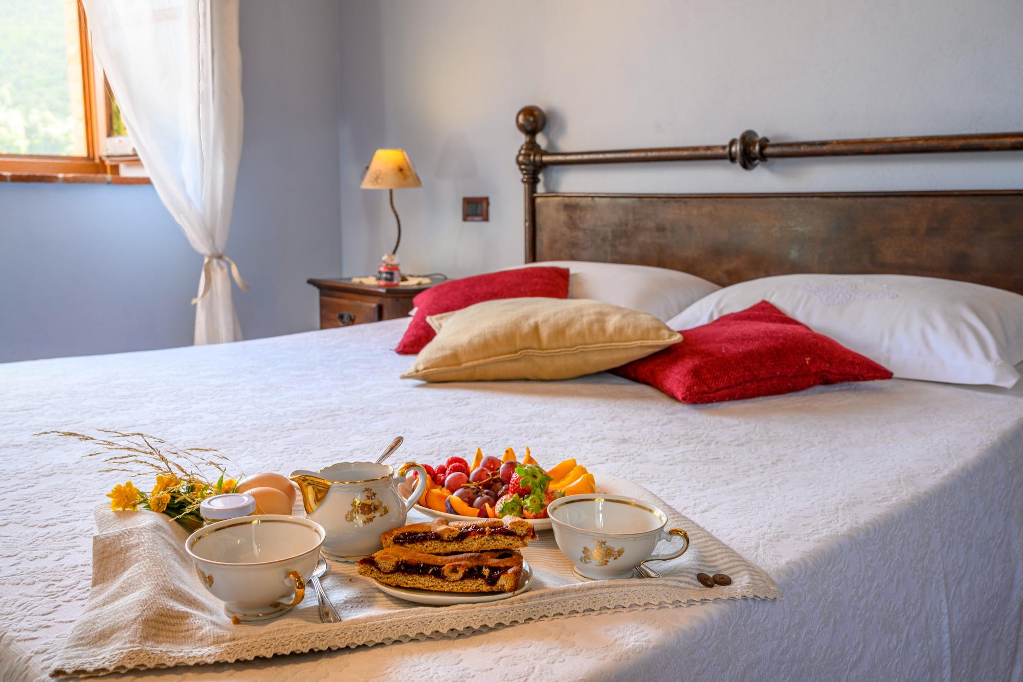 Camera matrimoniale azzurra