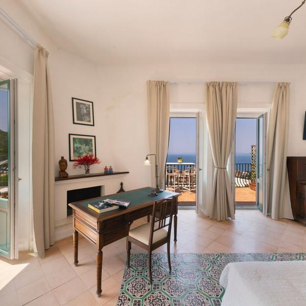  Villa Mundis