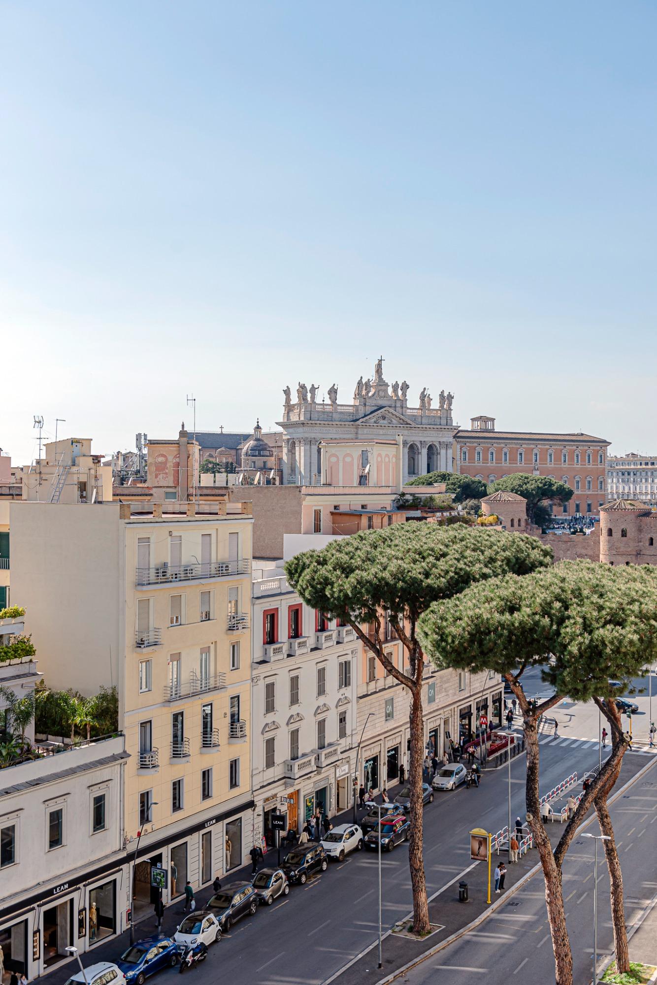 Vista panoramica dall'appartamento sulla Basilica di San Giovanni
