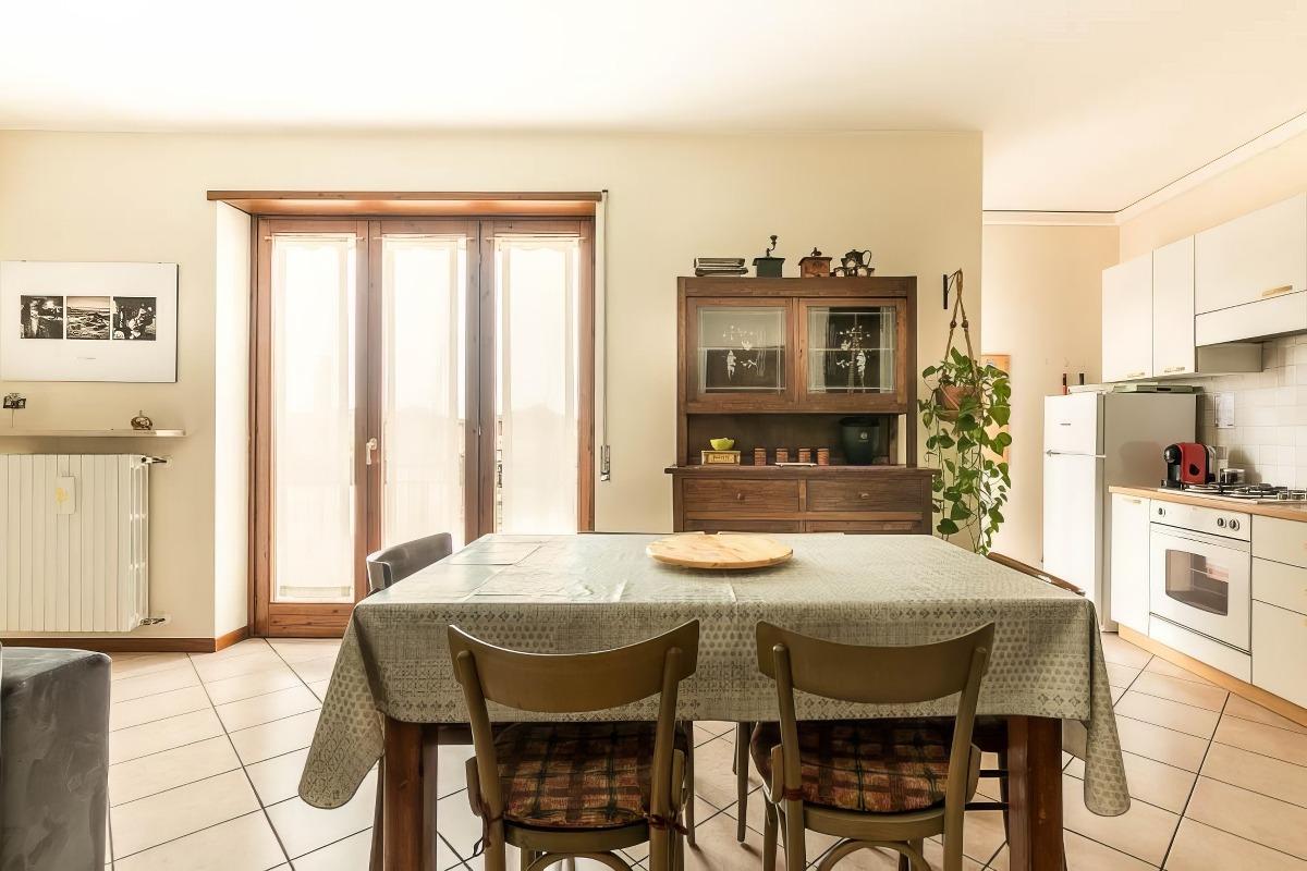 Soggiorno con angolo cottura