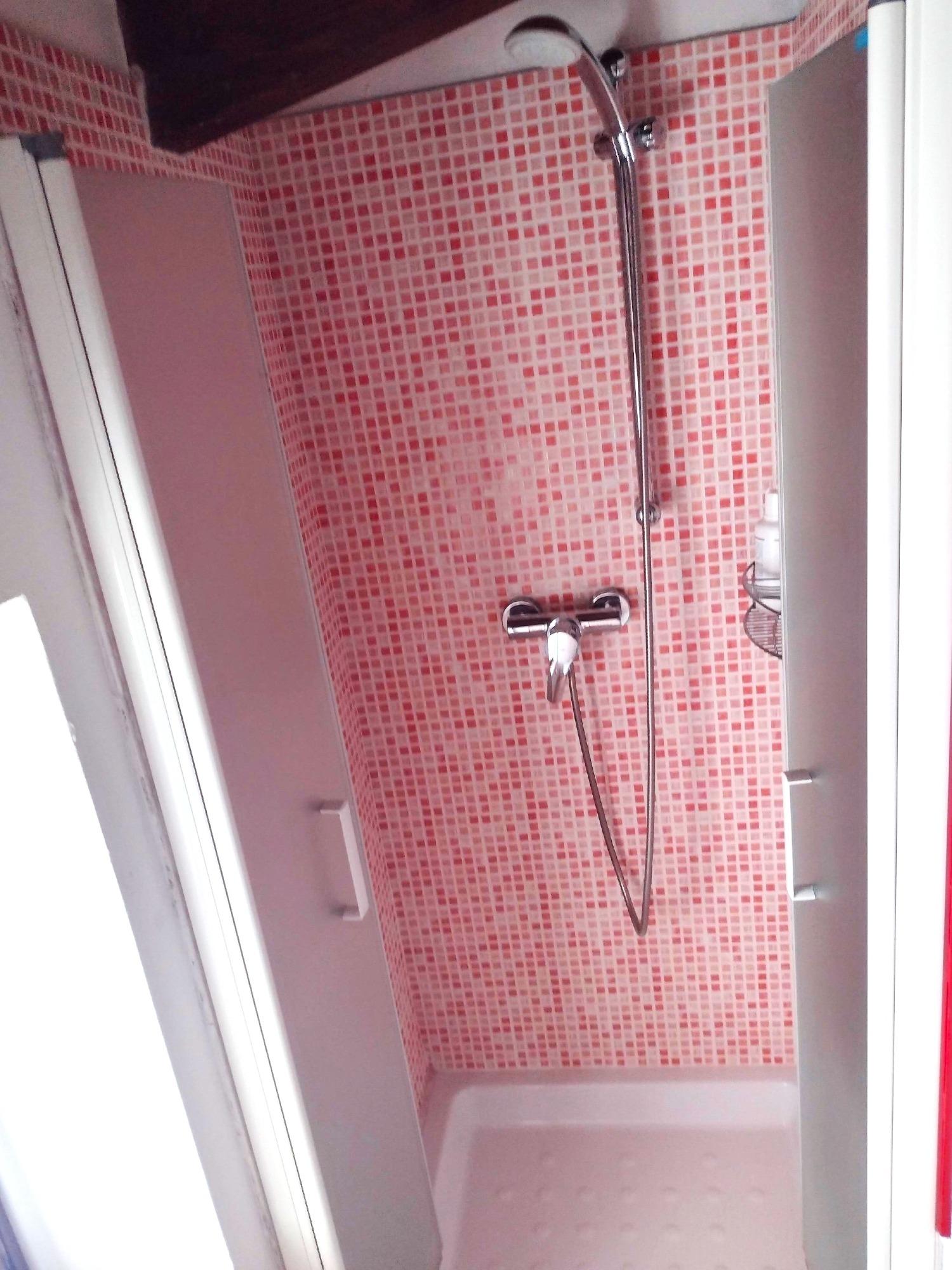 Doccia appartamento Borghetto sul Mincio