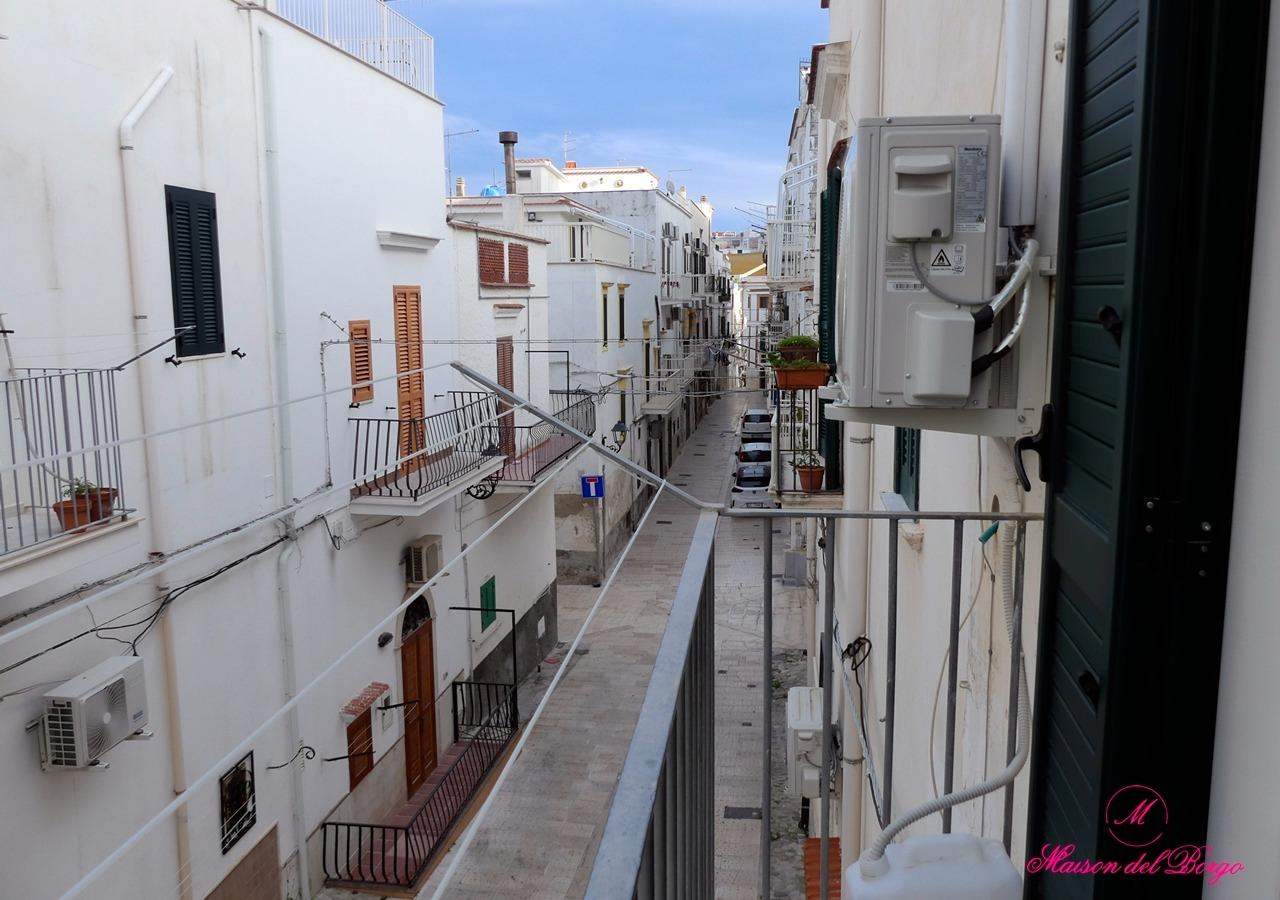 foto esterno borgo ottocentesco