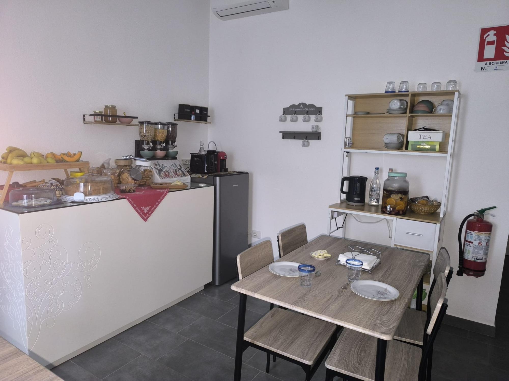La colazione di S'ERBEI NIEDDA GUESTHOUSE