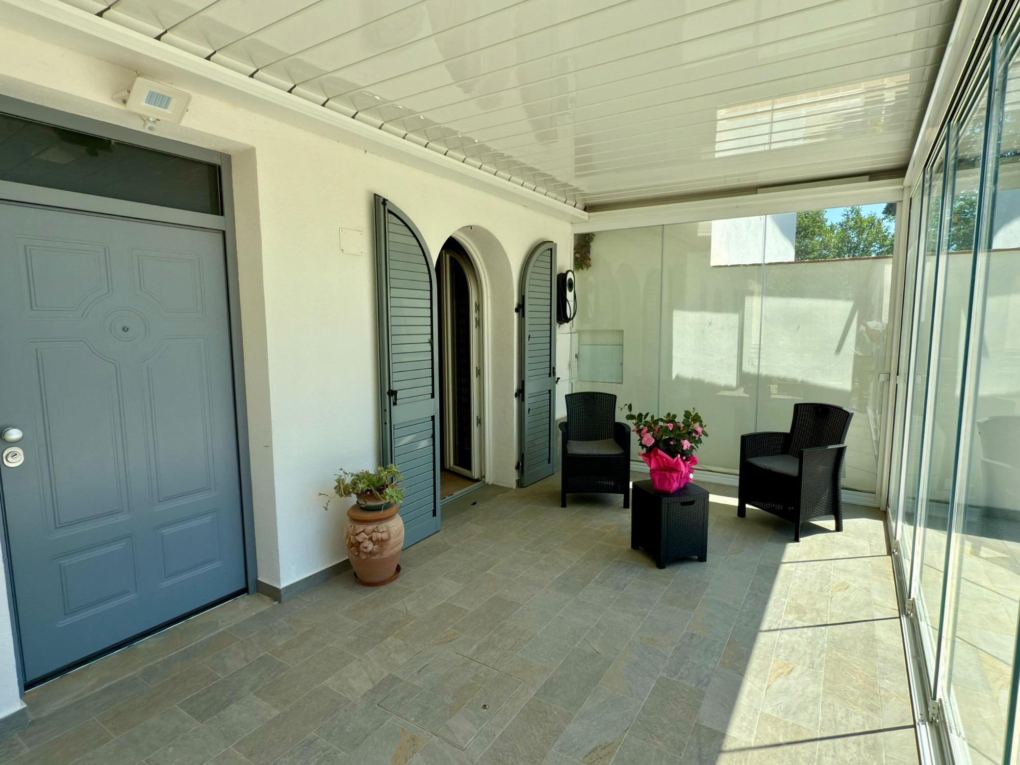 veranda