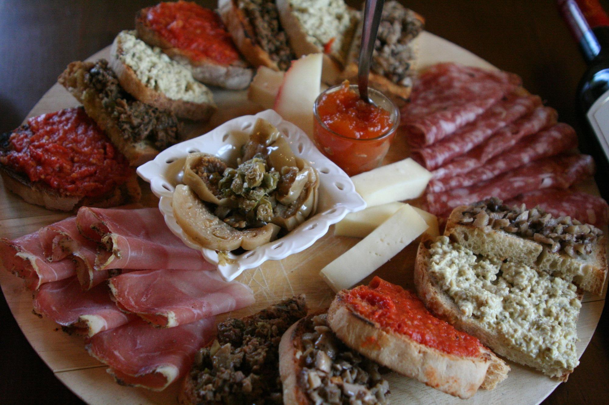 Il ristorante di AGRITURISMO LE CEREGNE BIO