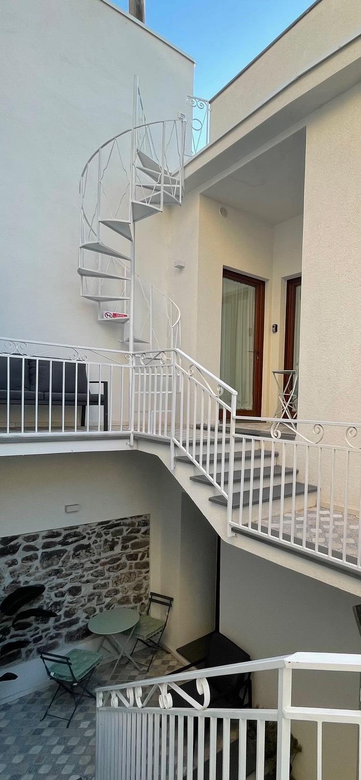 Vista area comune al piano primo