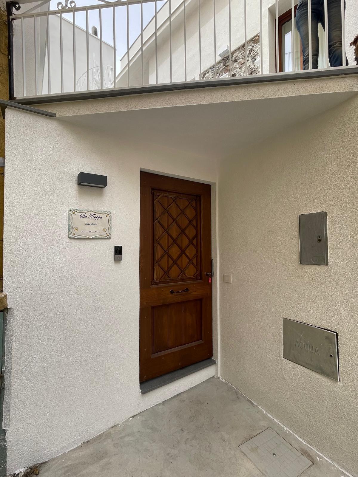 Portone ingresso struttura