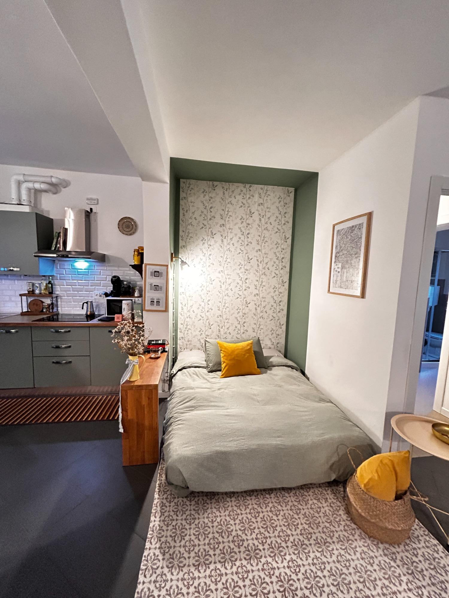 Il divano si trasforma in comodo letto per un terzo ospite