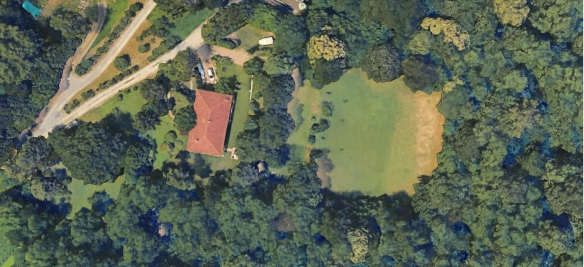 foto aerea giardino e bosco