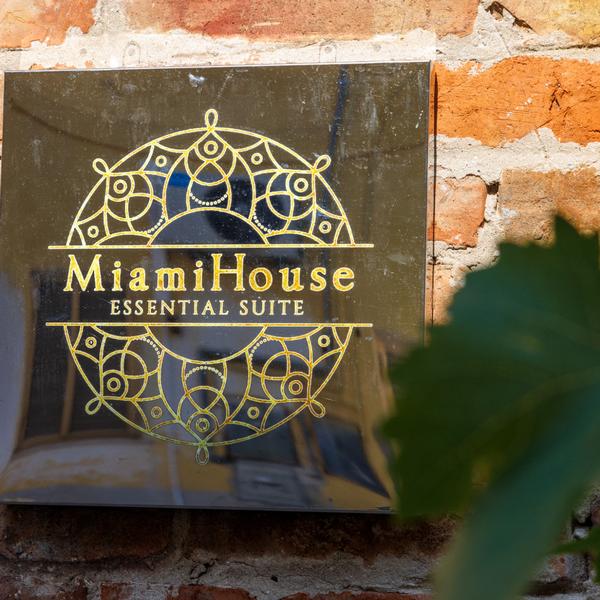  Miamihouse