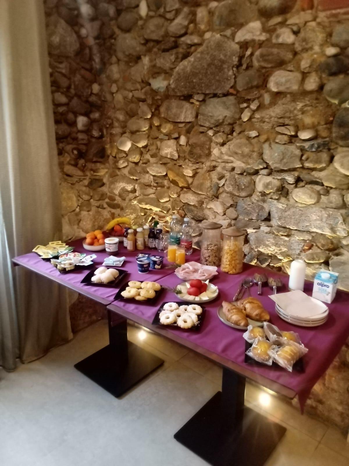 La colazione di DECANTER HOUSE