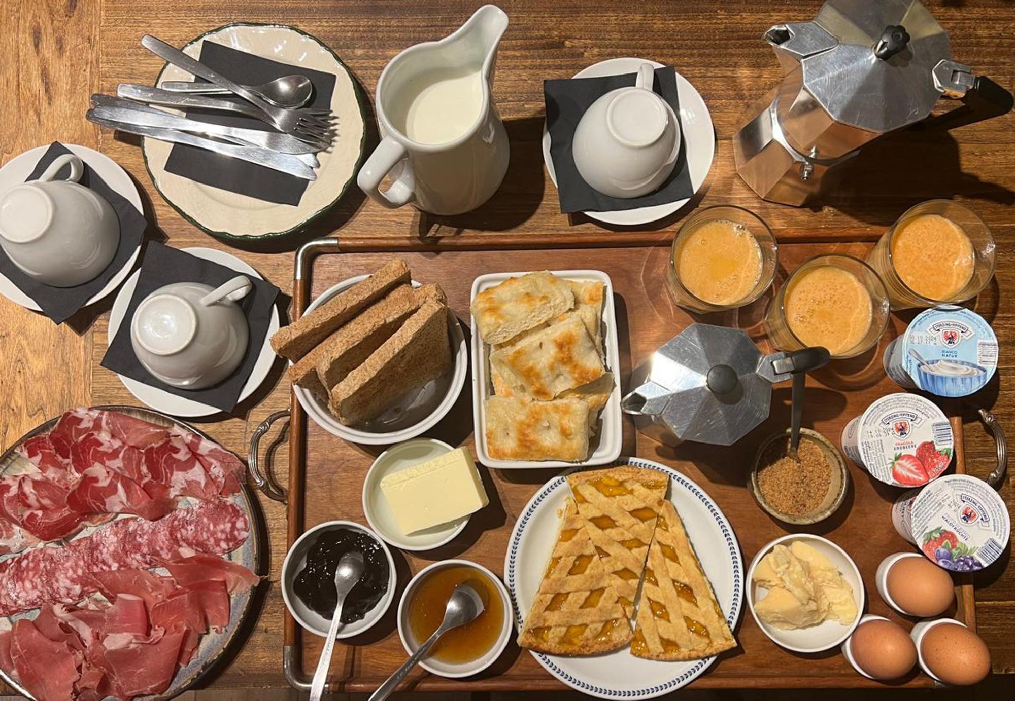 La colazione di B&B CASA DEI CUORI