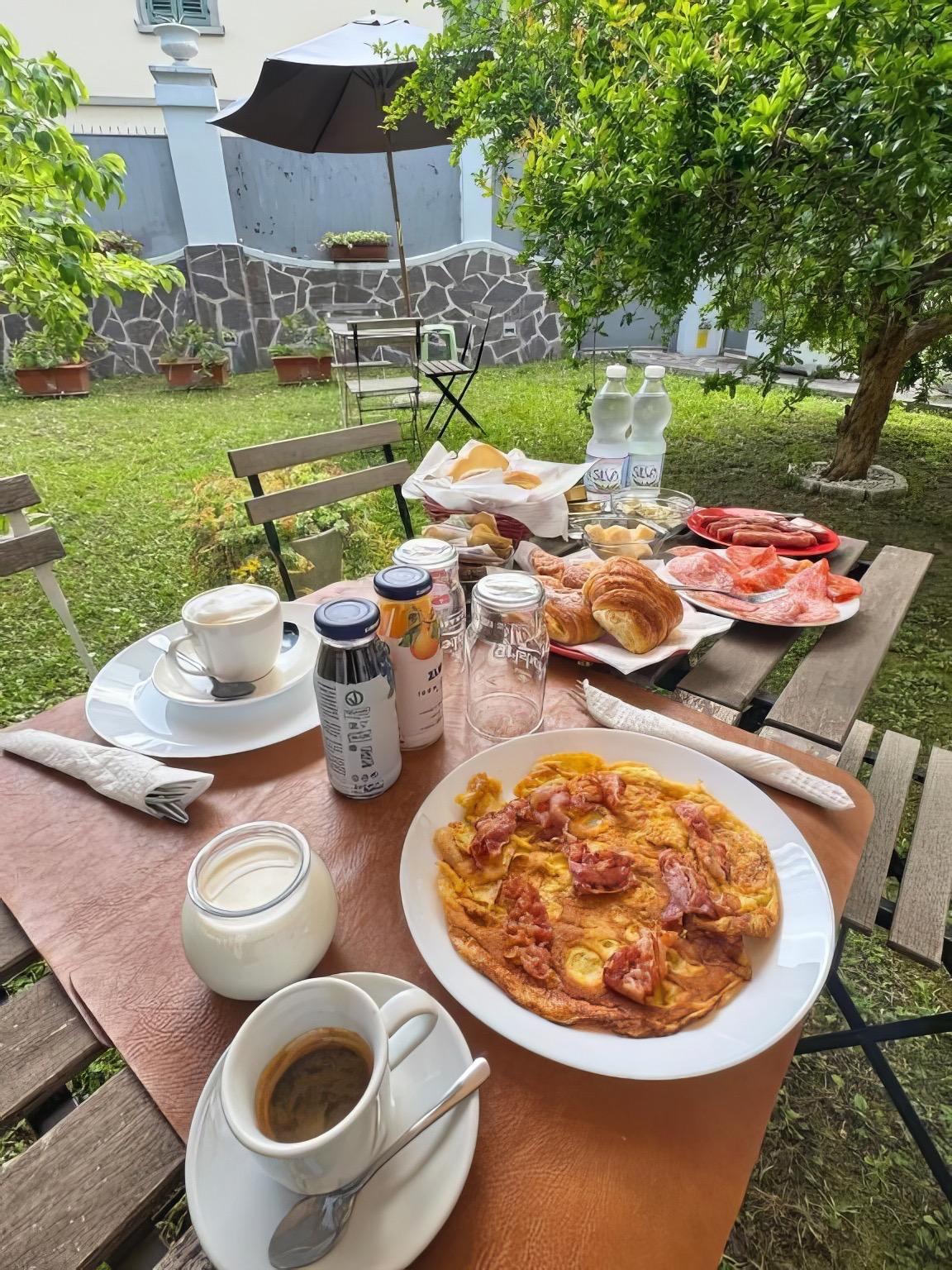 La colazione di FLORENCE COMFORT B&B