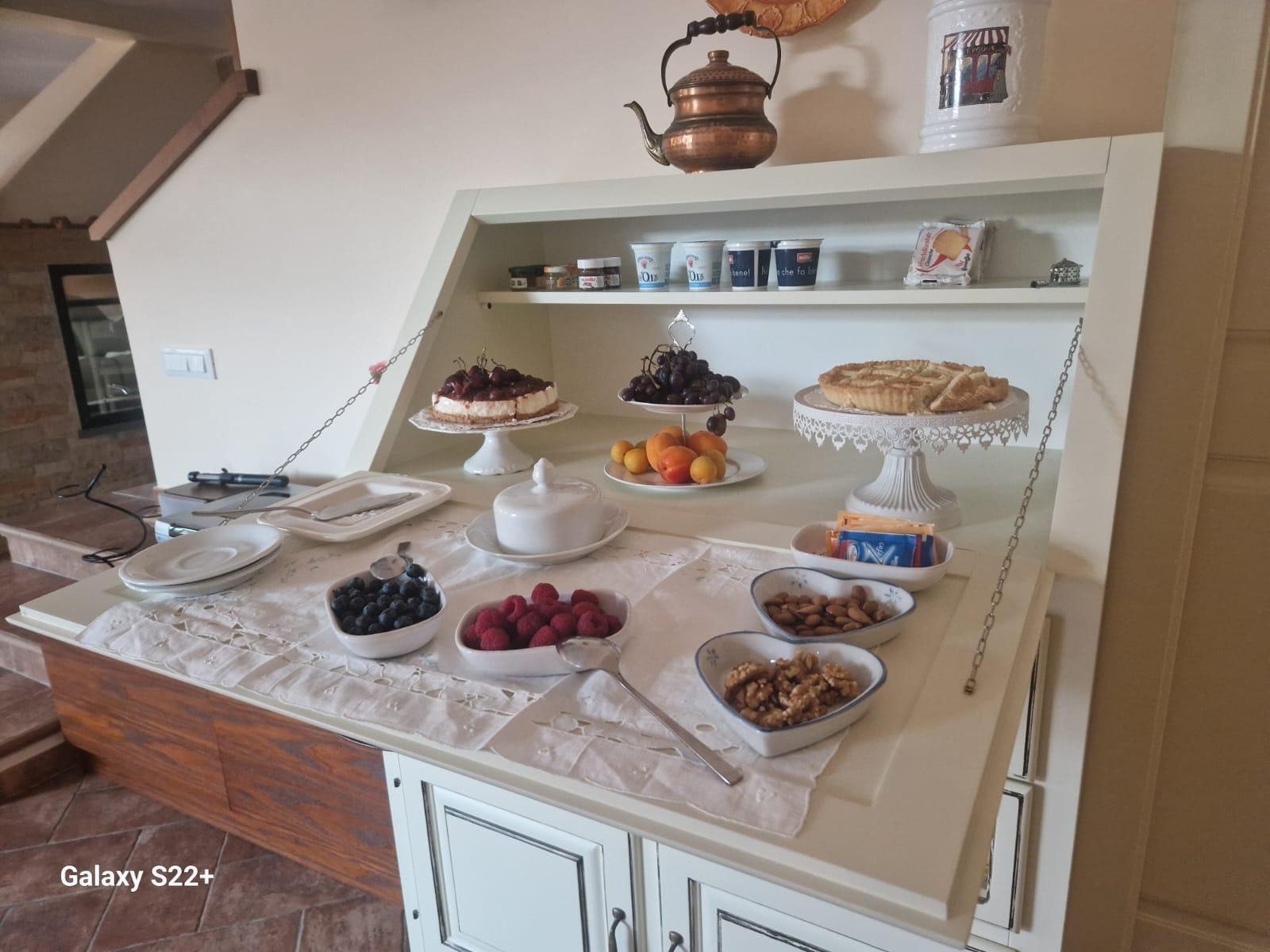 La colazione di LINDA'S RETREAT B&B
