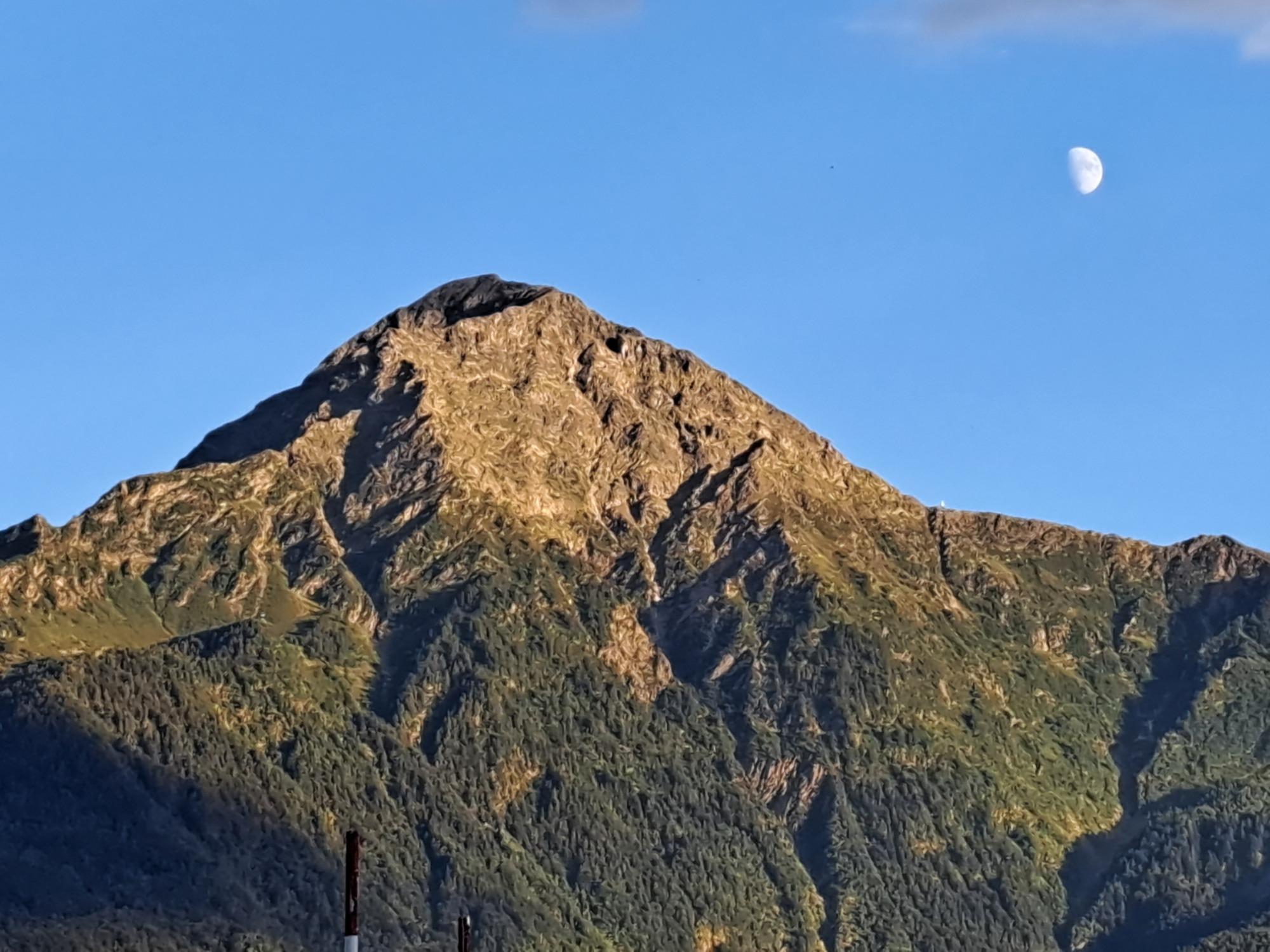 Monte Legnone visto dal lago di como