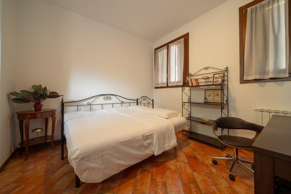 Mentana Flat